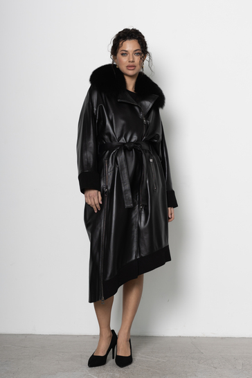 Пальто из кожи