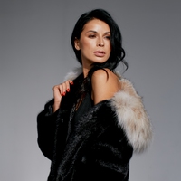 Скидка до 50% на шубы и дубленки